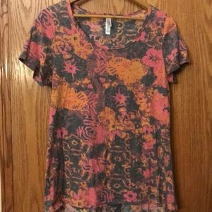 LulaRoe Classic T